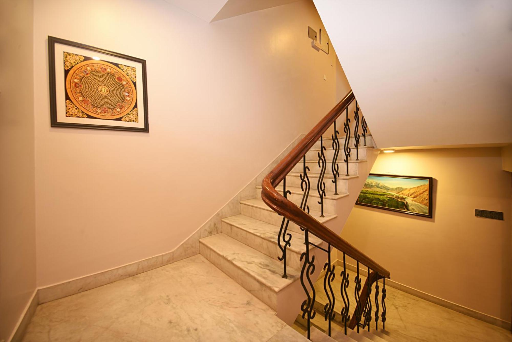 Hotel Mums Home Kathmandu Bagian luar foto