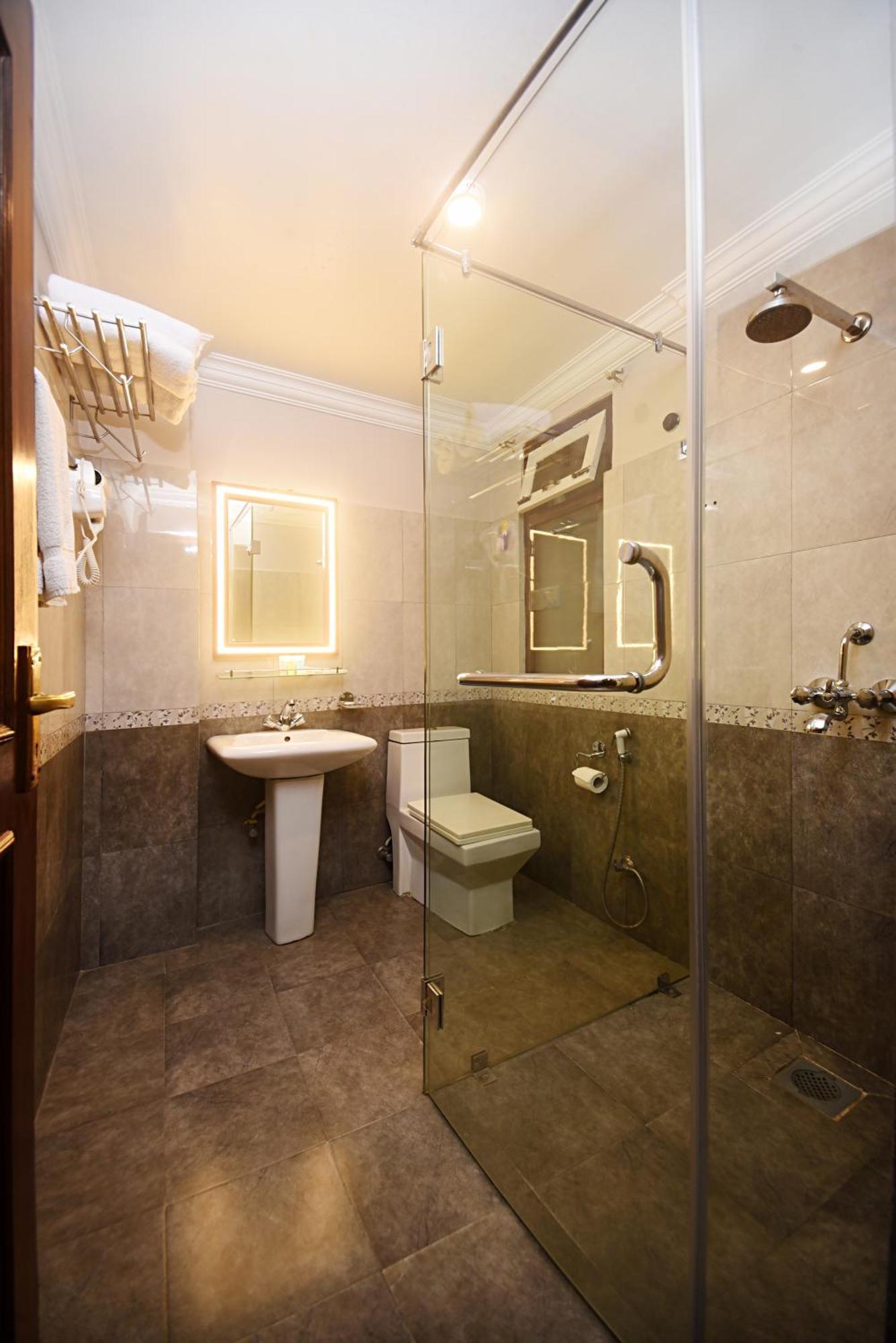 Hotel Mums Home Kathmandu Bagian luar foto