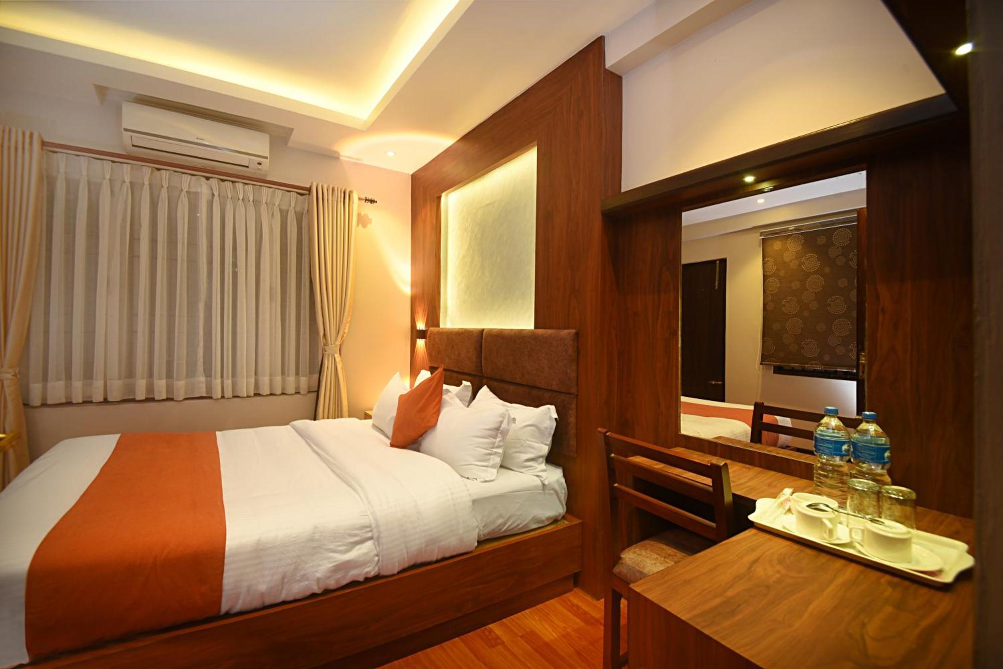 Hotel Mums Home Kathmandu Bagian luar foto