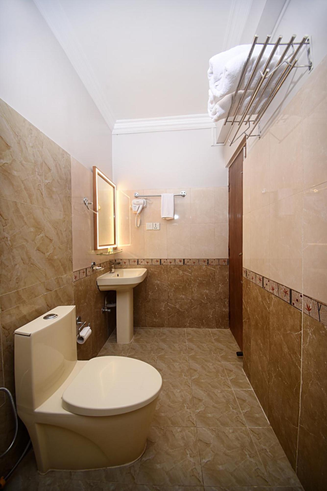 Hotel Mums Home Kathmandu Bagian luar foto