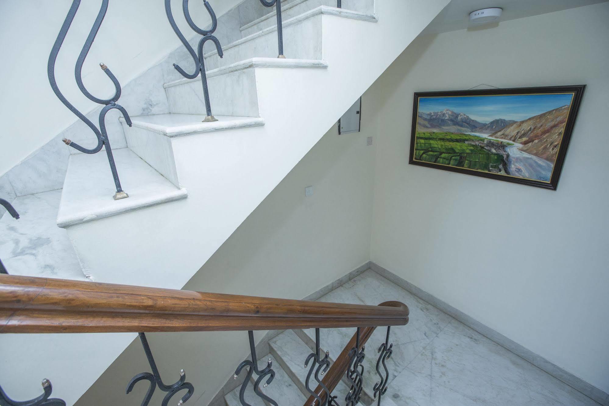 Hotel Mums Home Kathmandu Bagian luar foto